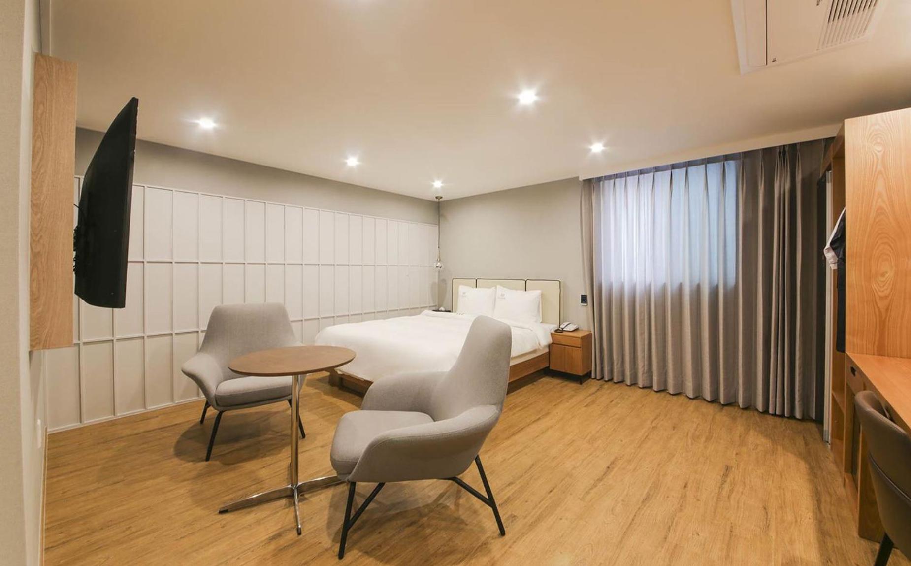 H Avenue Hotel In 庆州 外观 照片